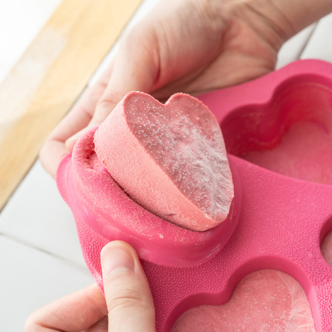 Silicone Bake Mold 6-cup HEART