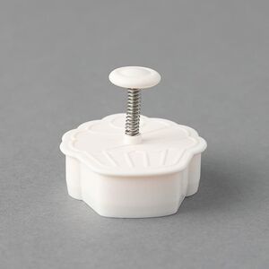 カジュアルプロダクト Egg'nMilk バネ付きクッキー型 お菓子作り