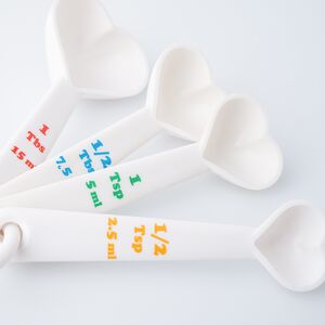 カジュアルプロダクト 4Pcsハートメジャースプーンセット 計量スプーン キッチン