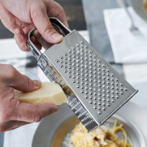 クチーナ 4面チーズグレーター